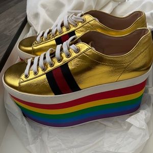 Gucci Peggy platform